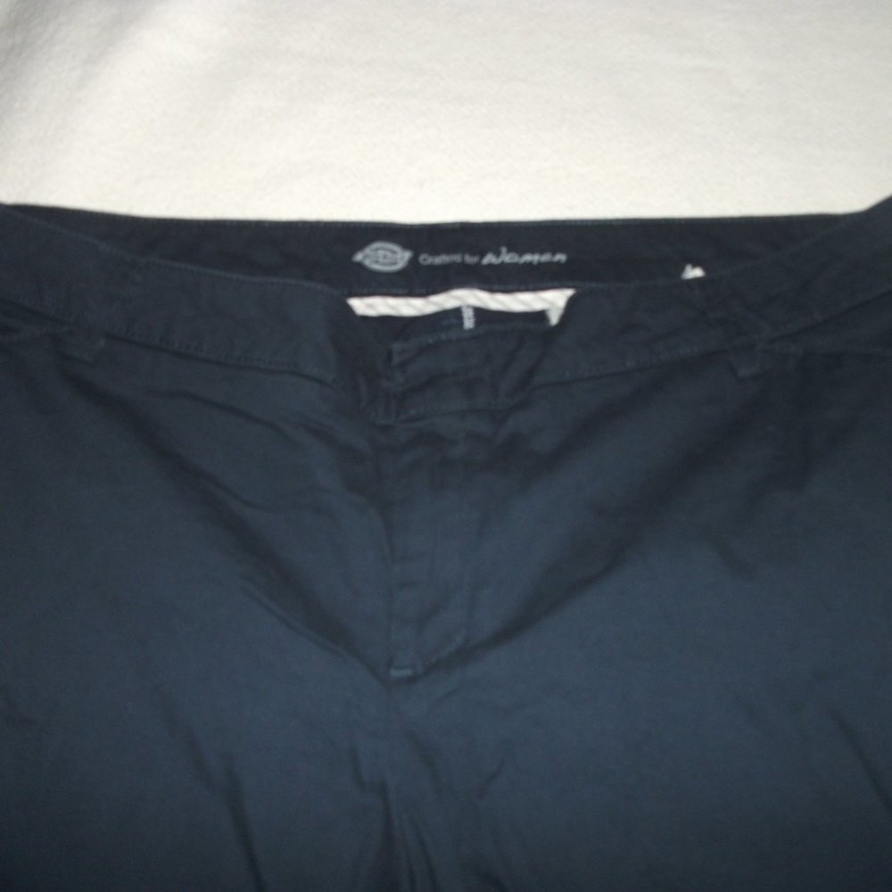 CURATED BY RUA'H KIBRIYA: Dickies 18 Women Gray Work Pants - Picture 4 of 4